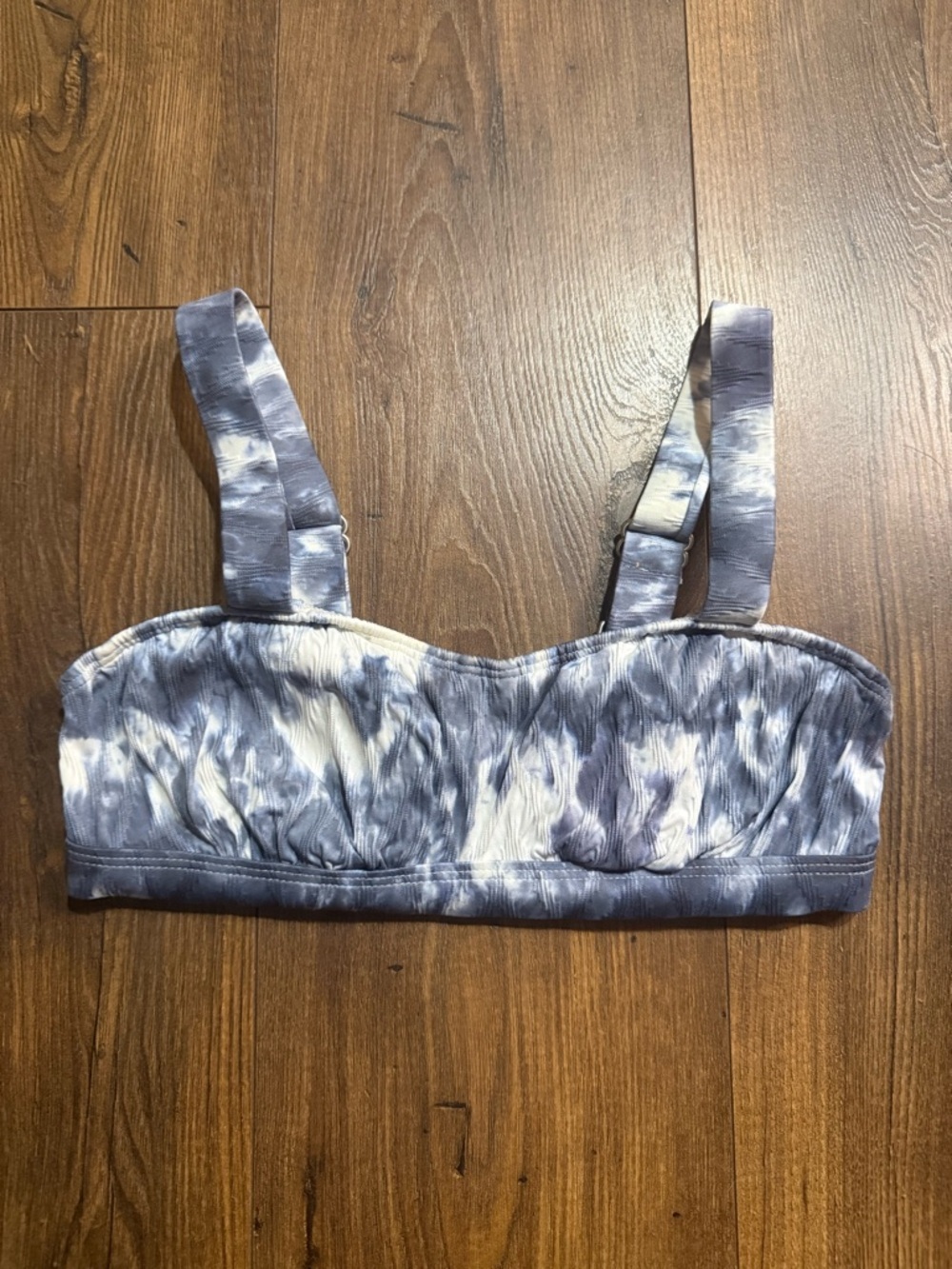 Athleta Women’s Blue & White Tie Dye Swim Top Size 32 B/C Underwire - Picture 2 of 6